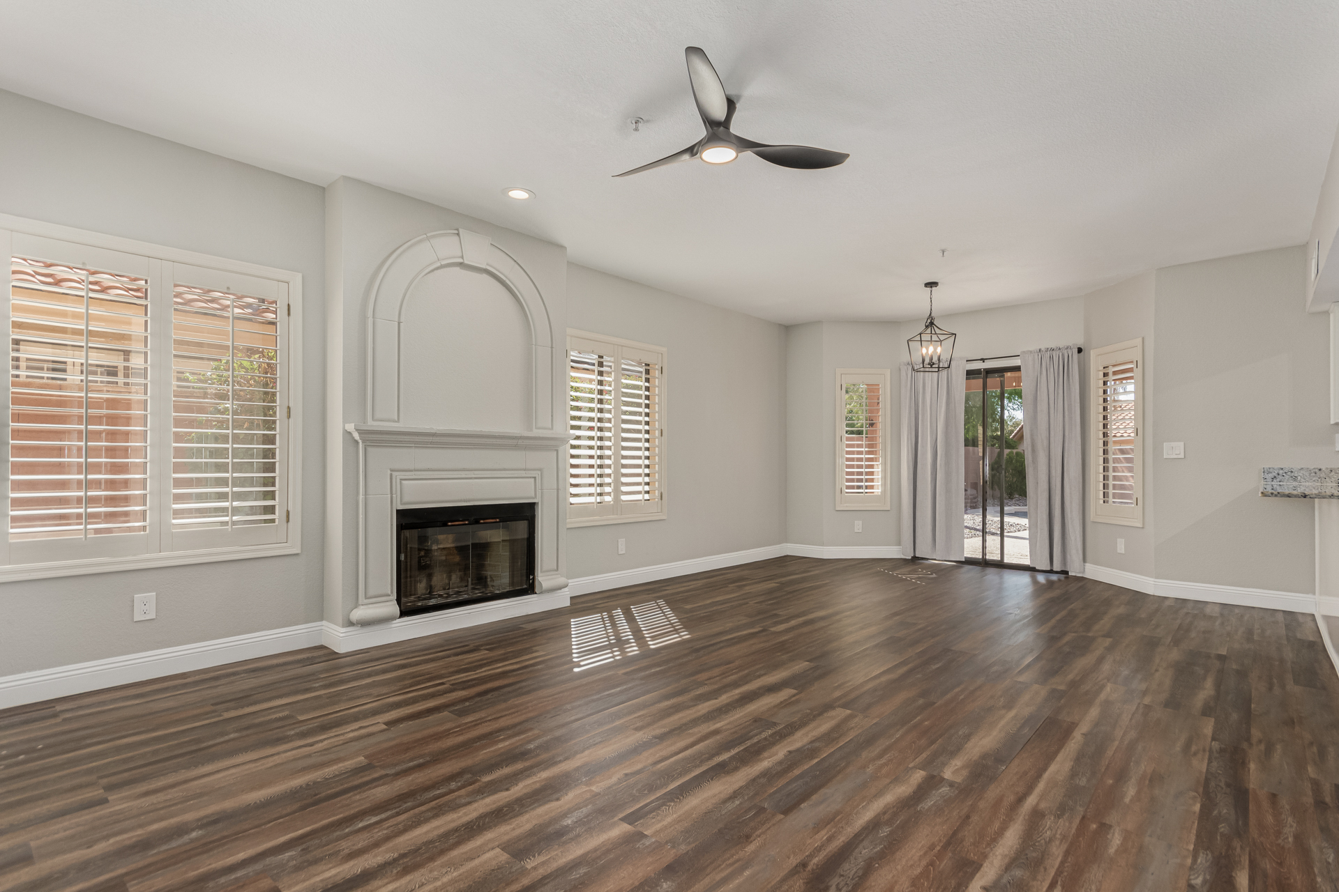 0016-16 – Windrose